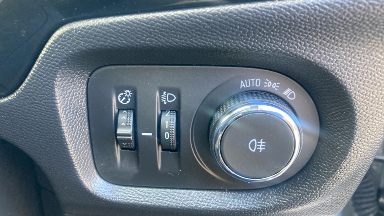 Vauxhall Corsa 1.2 Design 5dr Petrol Hatchback